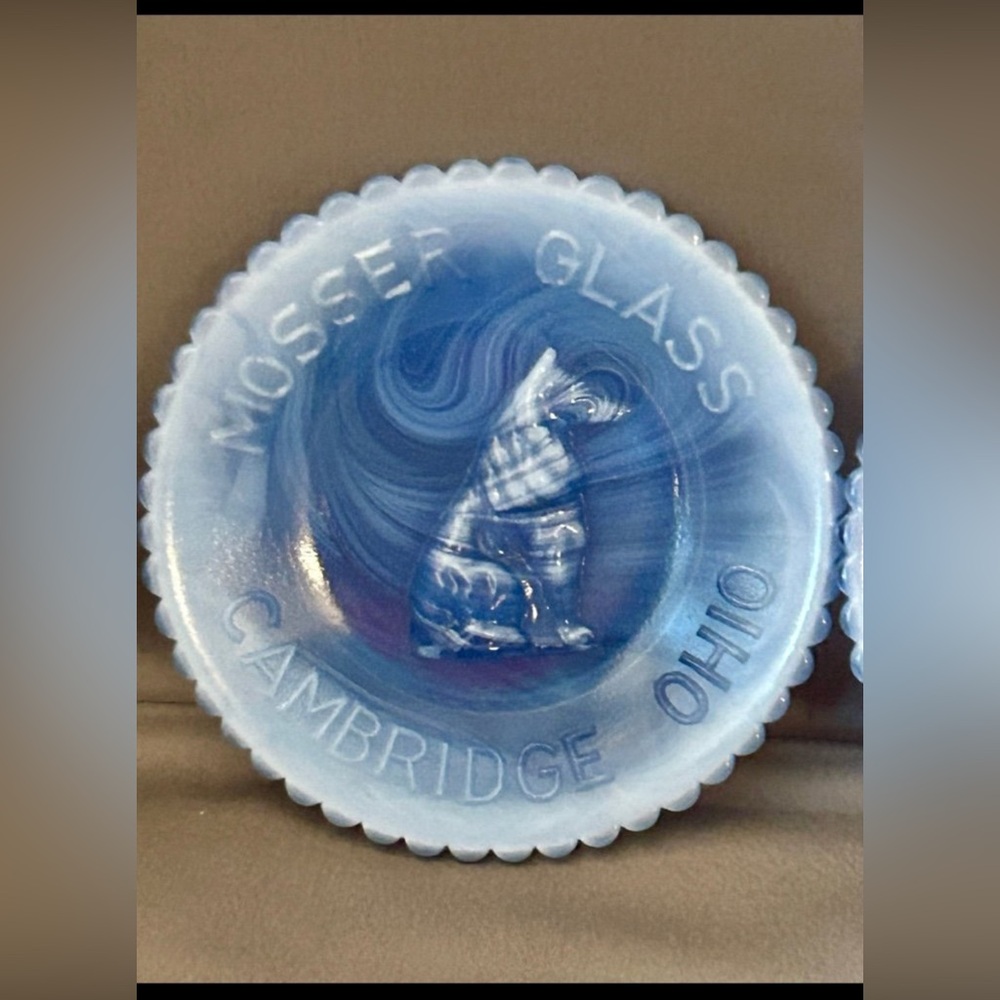 Vintage Mosser Glass
Cambridge Ohio Dog Plate